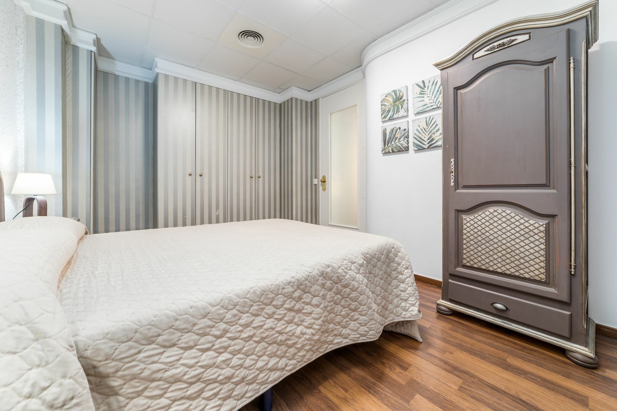 Ferienwohnung Travel Habitat San Vicente Valencia Exterior foto